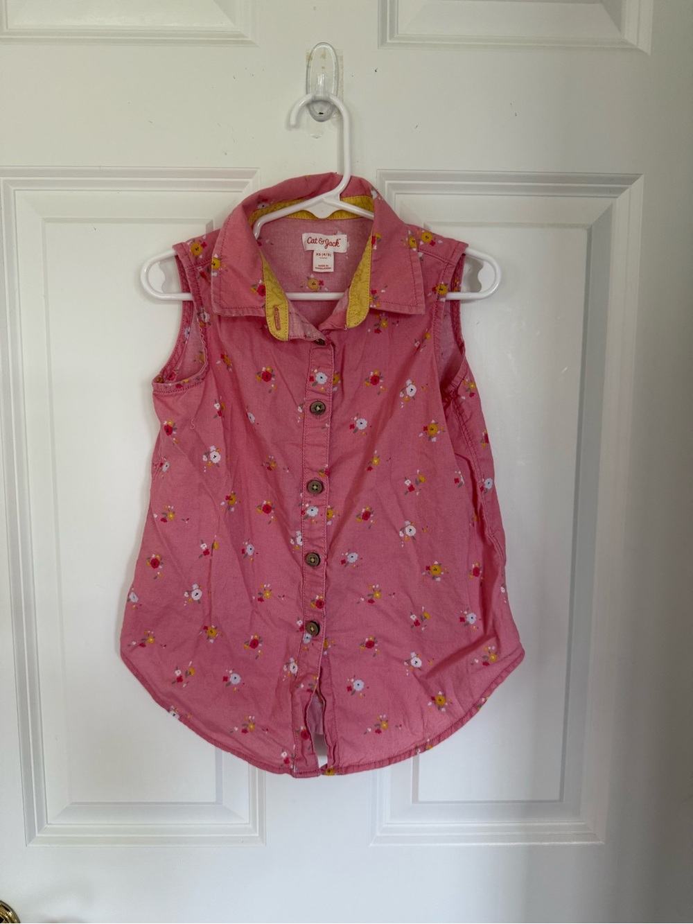 Cat & Jack Pink Floral Sleeveless Button Front Top - Size Toddler 4/5